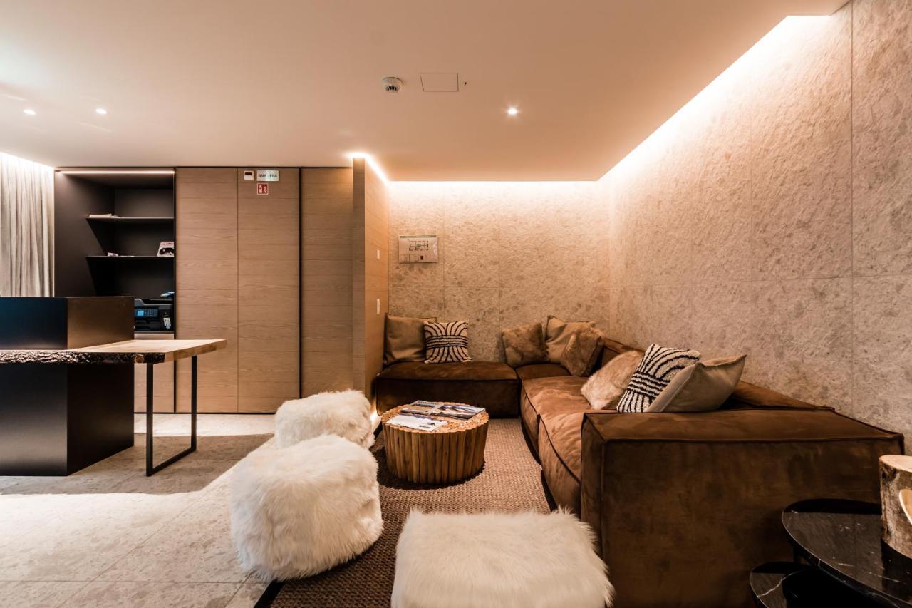 The Base Andermatt Aparthotel Εξωτερικό φωτογραφία